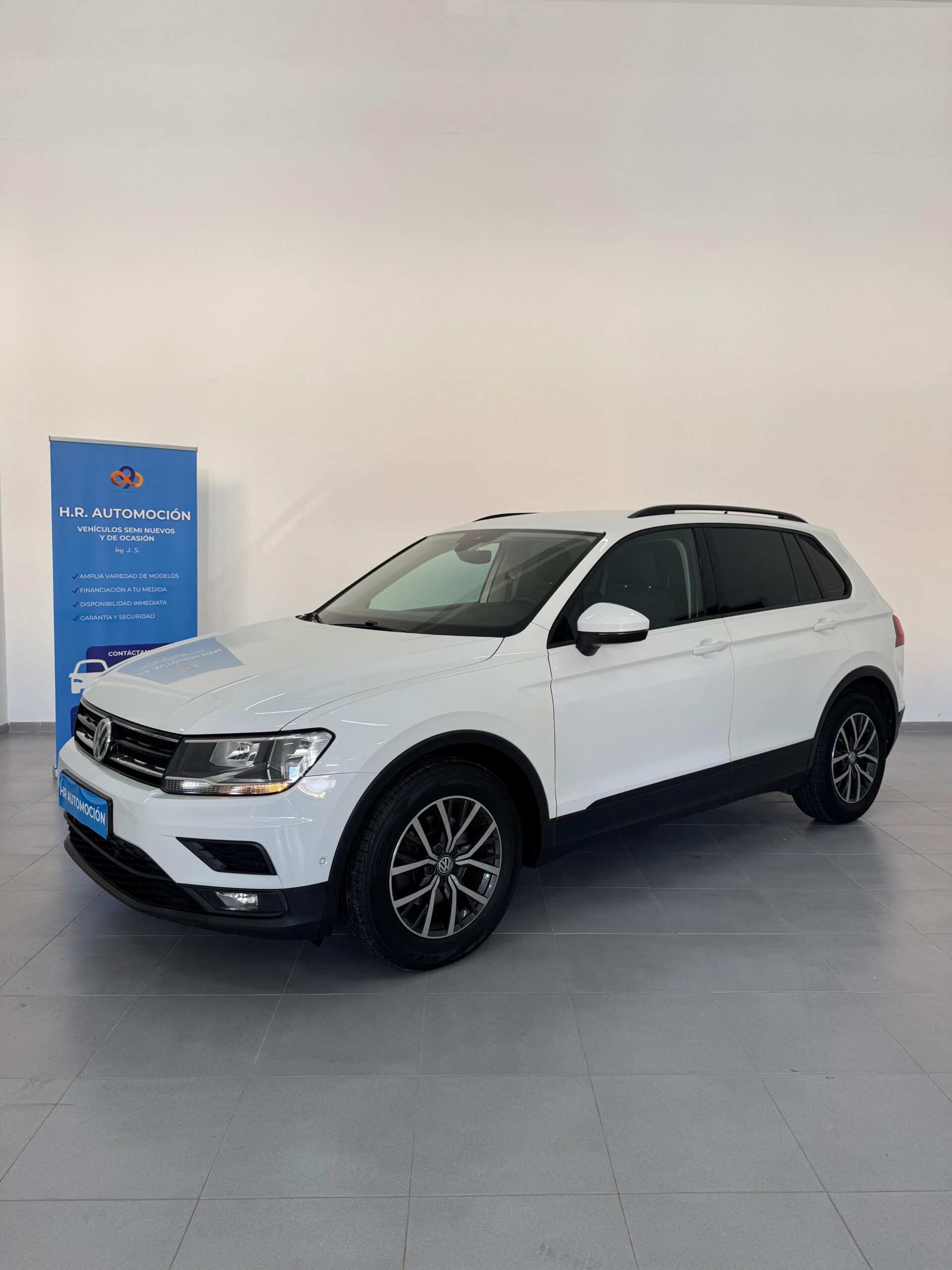 e8a56794-32a2-4198-830a-a30b98157948